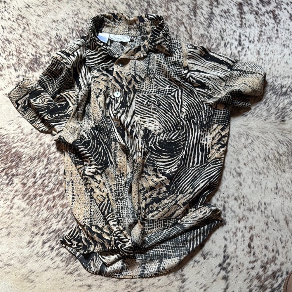 Women’s Vintage Patterned Short Sleeve Shirt